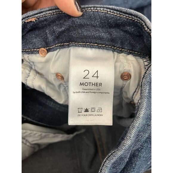 Mother Jeans Women's 24 Looker Ankle Fray in Girl Crush - Picture 5 of 7